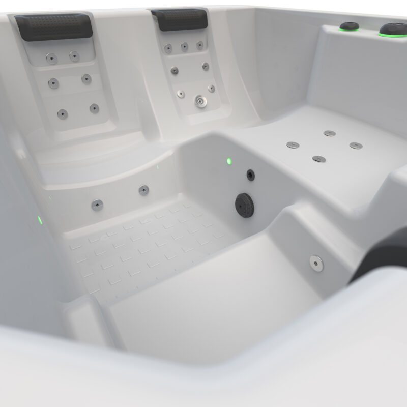AHS Lifesmart 2023 Willow Alpine White Lounge 4 2000px e1709244804470