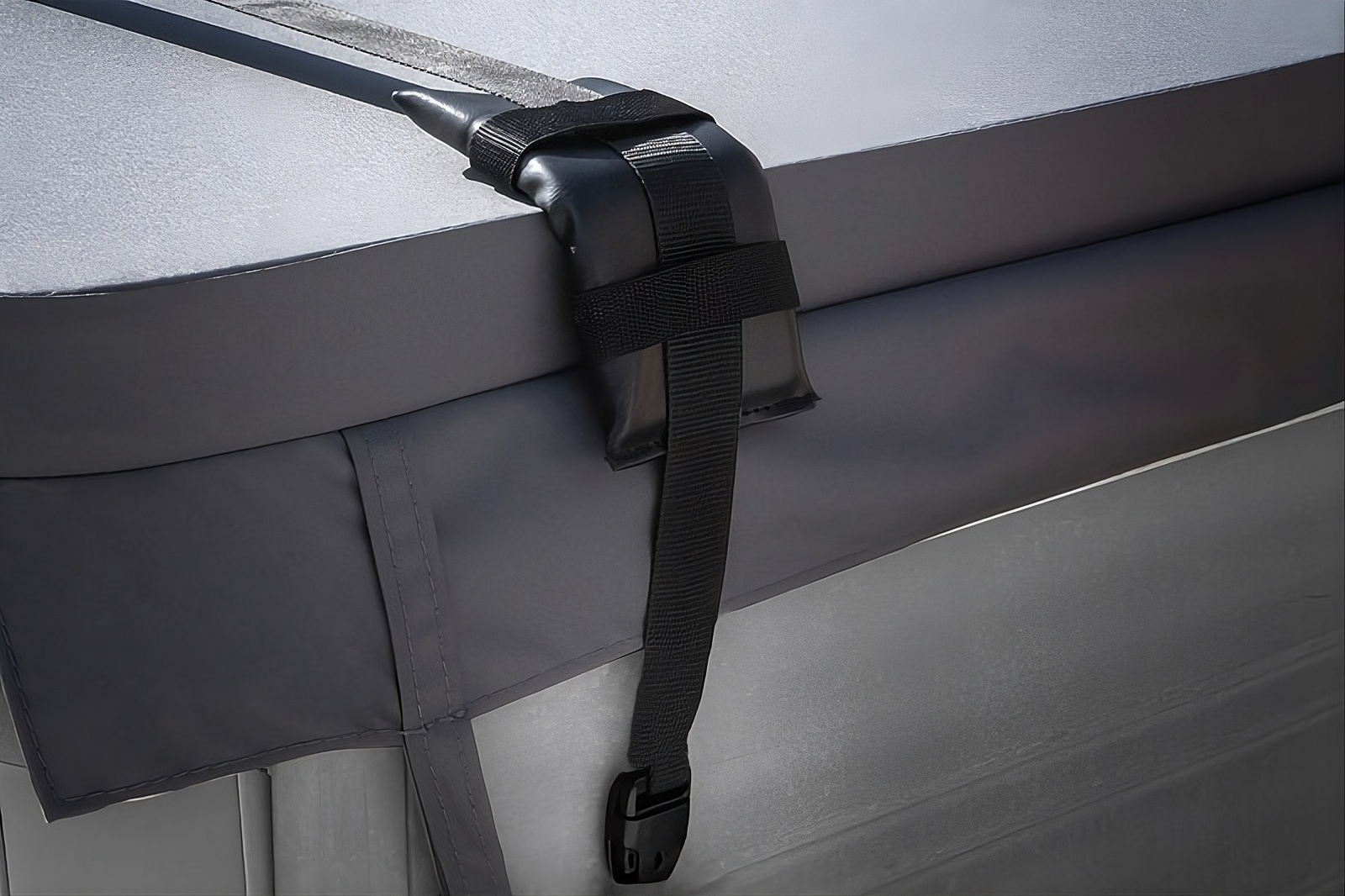 hurricane wind straps